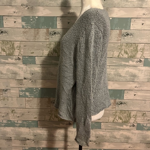 Eileen fisher  Italian yarn v neck sweater - Picture 6 of 6